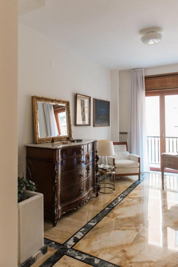Starhost - Golden Apartments Salerno Ngoại thất bức ảnh