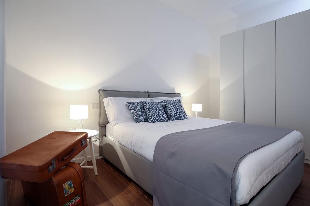 Starhost - Golden Apartments Salerno Ngoại thất bức ảnh
