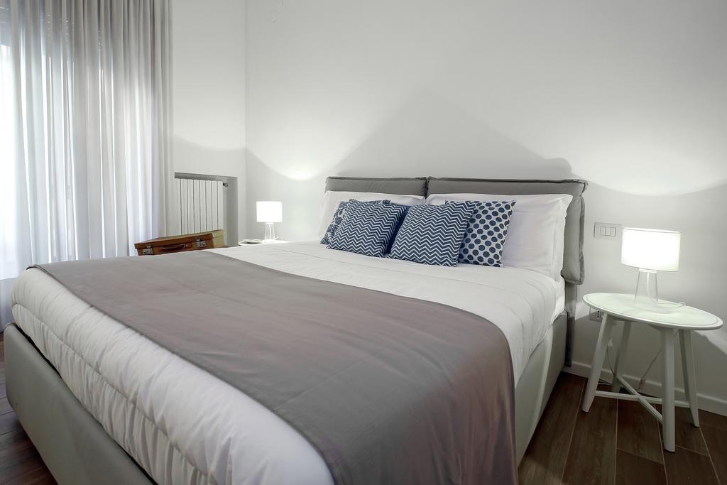 Starhost - Golden Apartments Salerno Ngoại thất bức ảnh