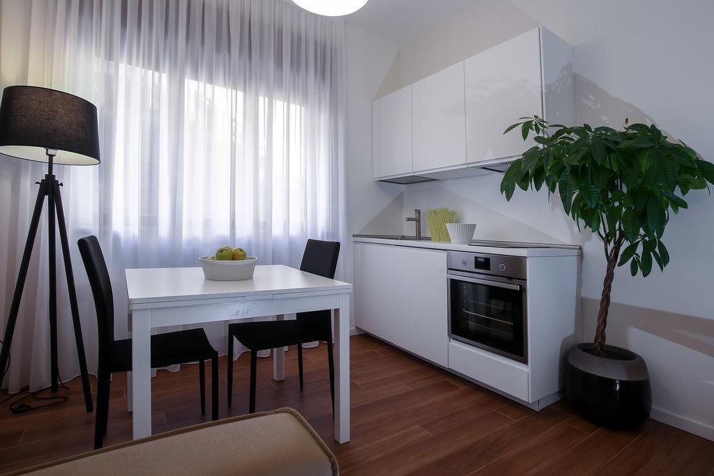 Starhost - Golden Apartments Salerno Ngoại thất bức ảnh
